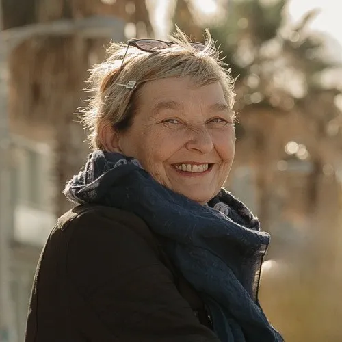 Profilfoto von Sylvia Tornau, Therapeutin für ganzheitliche System- und Traumabegleitung